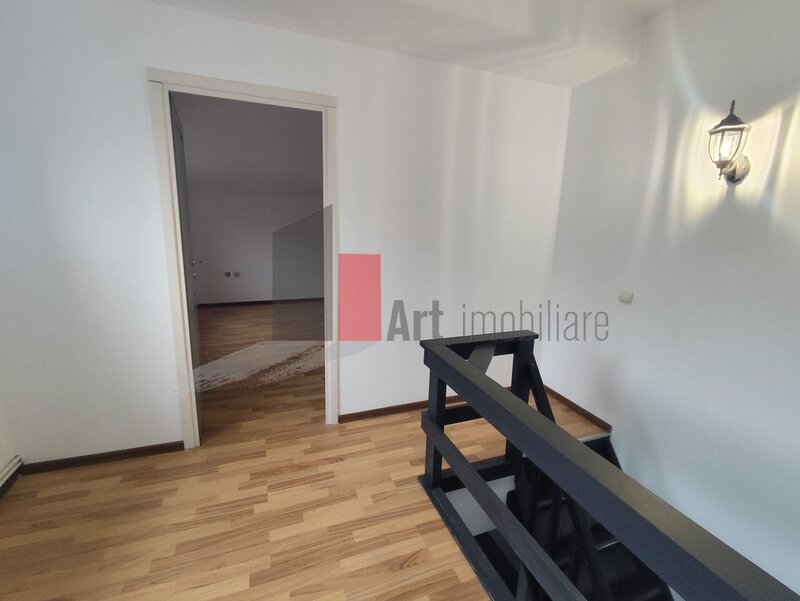 Giulesti, casa de inchiriat.