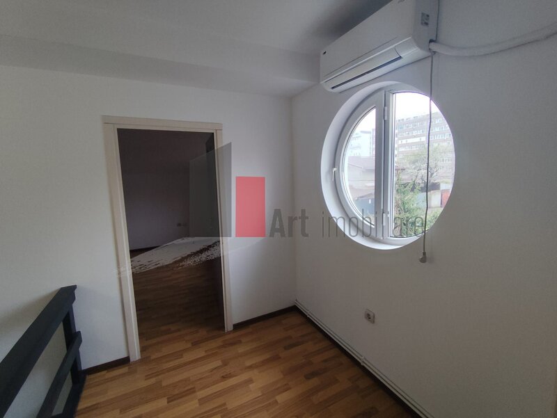 Giulesti, casa de inchiriat.