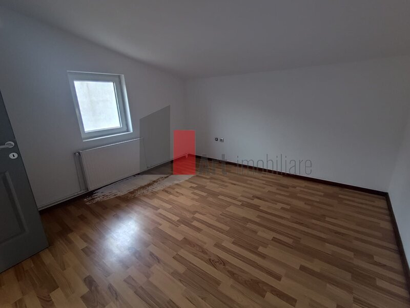 Giulesti, casa de inchiriat.